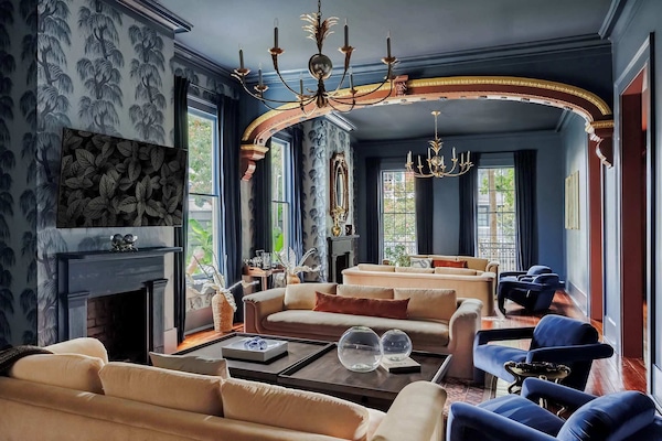 Téléviseur, bureau