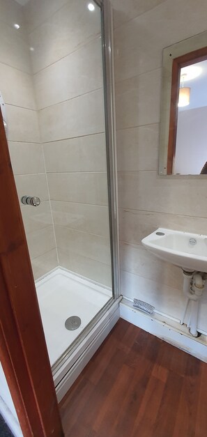 Shared Dormitory, 1 Bedroom, City View | Bathroom