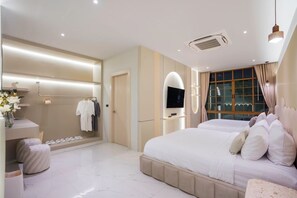 5 soveværelser, individuelt design, individuel indretning, skrivebord