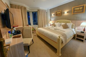 ROYAL SUITE WITH HARAM VIEW WITH PRIVATE ELEVATOR