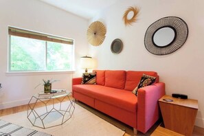 Living area - ON Alberta Street: Private Loft w/ Rooftop! (Portland)