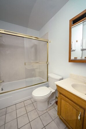 Shower - Local`s Condo in Vail, Steps from Ski Shuttle (Vail)