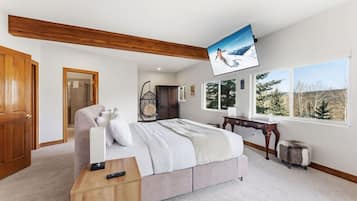 6 habitaciones, tabla de planchar con plancha, wifi y ropa de cama