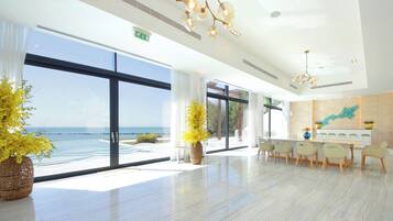 Luxury Villa, Balcony, Beach View | Living area