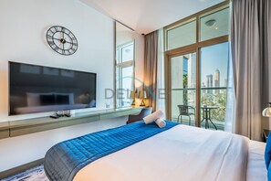 Coffres-forts dans les chambres, fer et planche à repasser