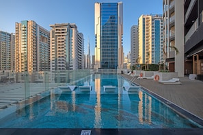 Pool - Capacious 3BR Apartment in Bayz Tower, Business Bay by Deluxe Holiday Homes (Dubai)