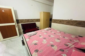 1 Schlafzimmer, Bügeleisen/Bügelbrett, kostenloses WLAN, Bettwäsche