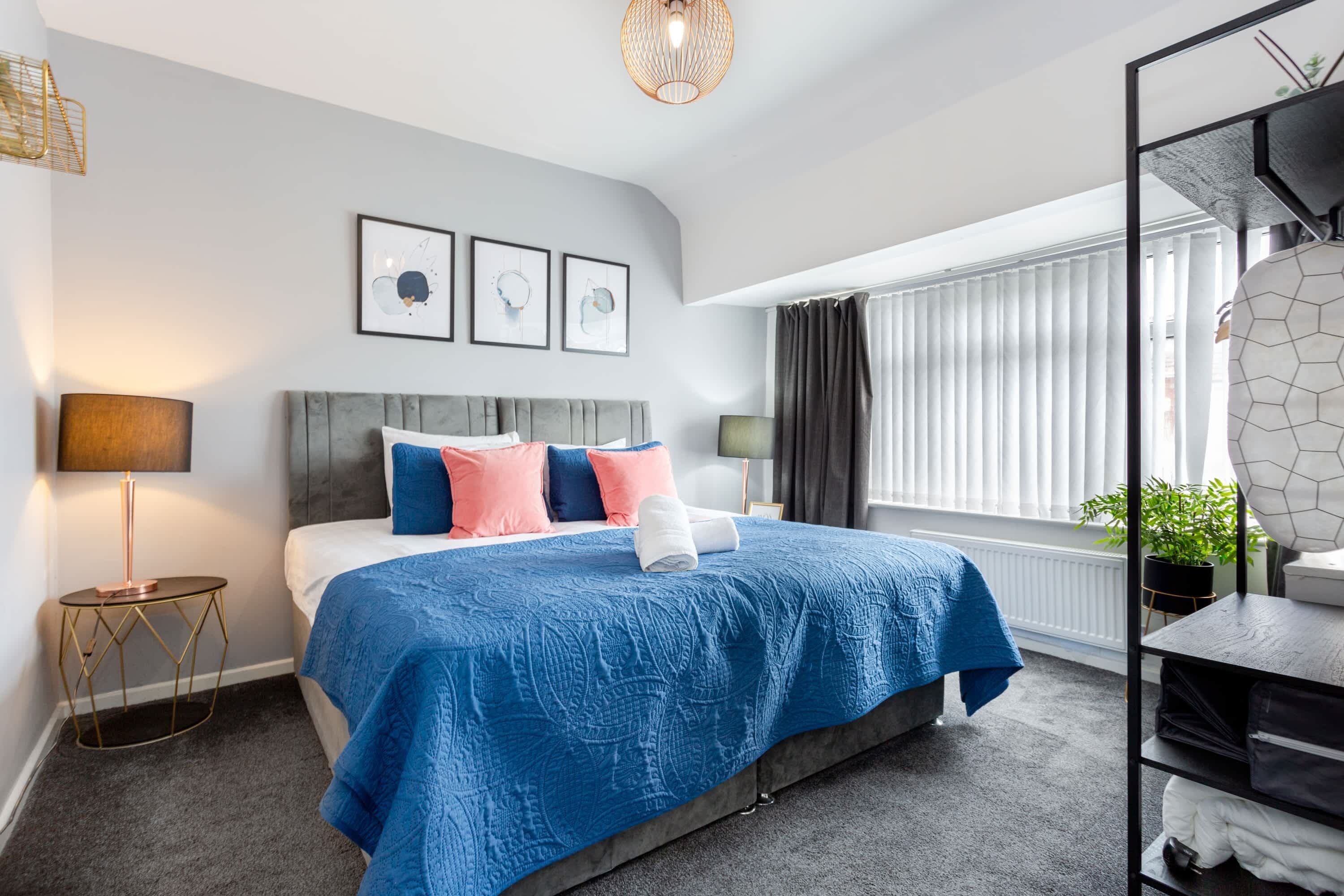 4 bedrooms, iron/ironing board, travel cot, WiFi