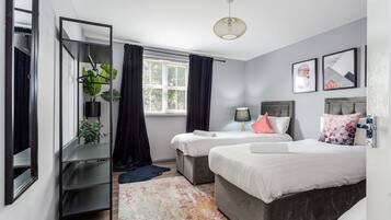 2 bedrooms, iron/ironing board, travel cot, WiFi