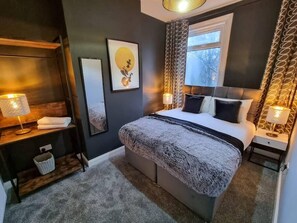 3 bedrooms, iron/ironing board, travel cot, WiFi