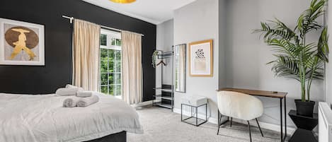 3 bedrooms, iron/ironing board, travel crib, WiFi