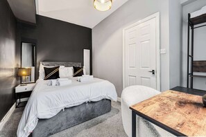 3 bedrooms, iron/ironing board, travel crib, WiFi