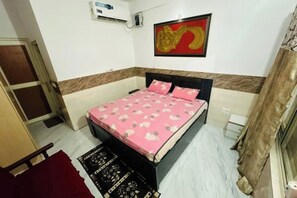 1 habitación y ropa de cama