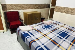 1 habitación y ropa de cama