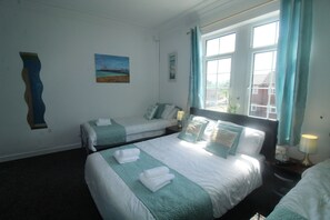 5 chambres, fer et planche à repasser, Wi-Fi gratuit