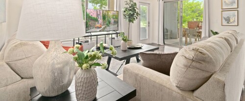 The Cozy Corner Retreat – 15 min walk to Old Town