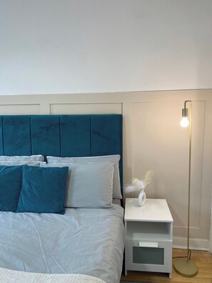2 chambres, fer et planche à repasser, Wi-Fi gratuit, draps fournis