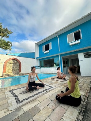 Outdoor pool - Hostel Litoral Peruíbe (Peruíbe)