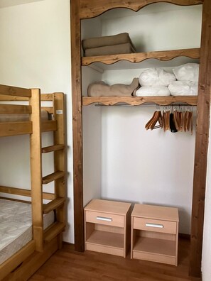 2 bedrooms, WiFi - Family Ski, Spa & Comfort Orelle Val Thorens 4304 (Orelle)