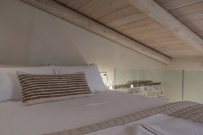 1 slaapkamer, een strijkplank/strijkijzer, gratis wifi, beddengoed