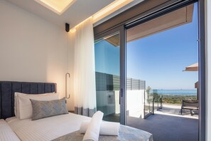 3 Schlafzimmer, Schreibtisch, Bügeleisen/Bügelbrett, Reisekinderbett