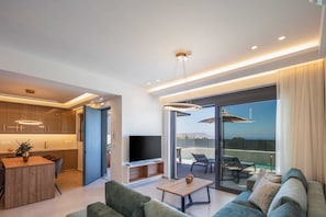 Smart TV, offices - Horizon West Villa │Private Pool, Secluded Luxury Modern Villa (Chania)