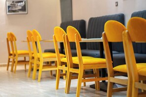 Restaurant - Twinny Hotels & Suites (Lagos)