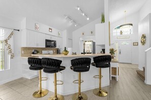 Private kitchen - Luxury Villa with POOL-SPA & Game Room! By Disney (Kissimmee)