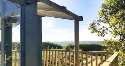 Accessible Bungalow - 4 Beds 2 Baths -dog Friendly