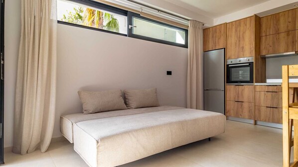 1 bedroom, iron/ironing board, travel cot, free WiFi - An exquisite retreat where luxury and tranquility blend seamlessly. (Chania)