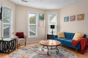 Smart TV, books, offices