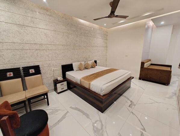 Literie de qualité supérieure, coffres-forts dans les chambres