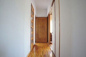 Kameishi 2F, Non Smoking | 2 bedrooms, free WiFi, bed sheets