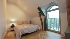 9 chambres, fer et planche Ă repasser, lit parapluie, accĂšs Internet