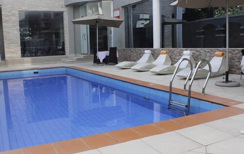 Morning Side Suites and Spa VI