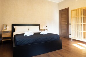 1 soverom, strykejern/-brett, wi-fi (inkludert) og sengetøy