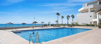 Apt in Casares del Mar by Costarentals - Ref M50