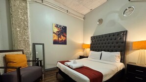 2 bedrooms, iron/ironing board, travel crib, WiFi (free)