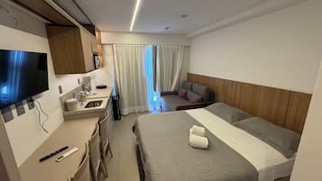 經典開放式客房 | 書桌、遮光窗簾/窗簾、免費 Wi-Fi