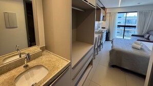 Ảnh chưa phân loại, 4 trong số 29 ảnh, nút