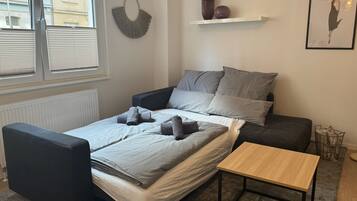 City Apartment | Living room