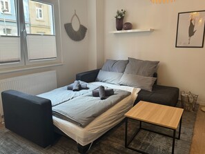 City Apartment | Living room