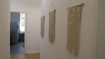 Deluxe Apartment, Courtyard View | Interior