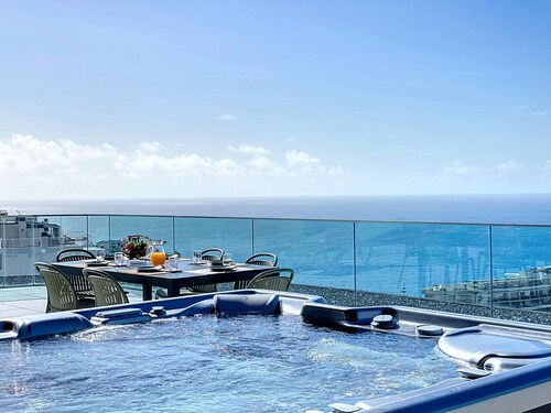 Majestic Penthouse View by Atlantic Holiday