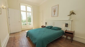 14 間睡房、熨斗/熨衫板、Wi-Fi、床單