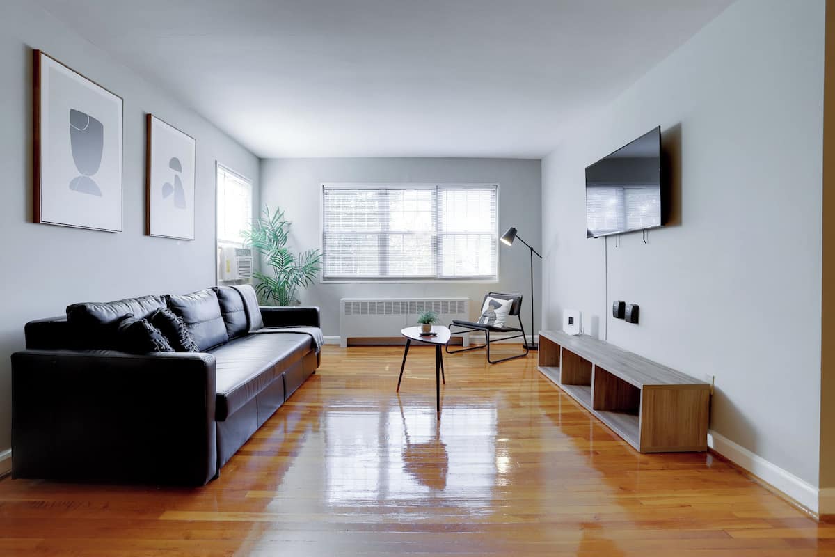 Comfort Apartment, 2 Bedrooms | Living area