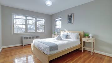 2 habitaciones, ropa de cama de alta calidad y cortinas blackout