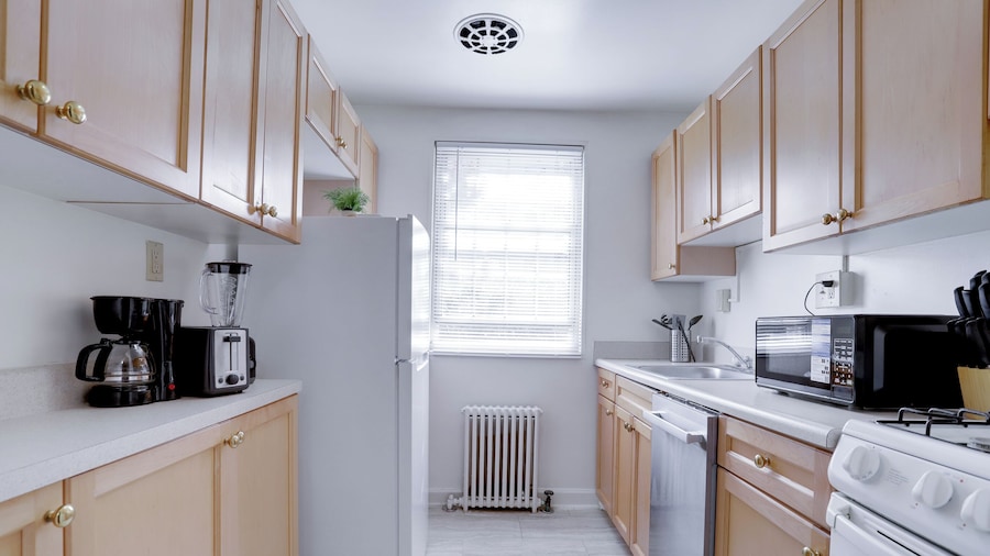 Prime Alexandria Location Corporate Apt