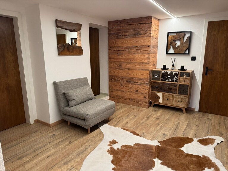 Bergbijou - Luxurious Vacation Home With Sauna, Whirlpool, Infrared And Mountain Views - Scuol