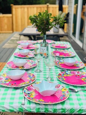 Outdoor dining